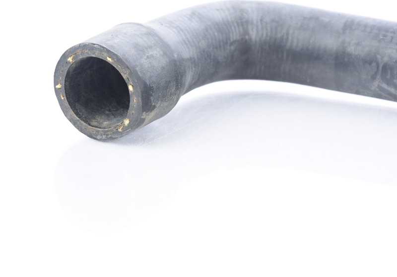 Tubo para BMW E24 Serie 6 (OEM 11531272836). Original BMW.