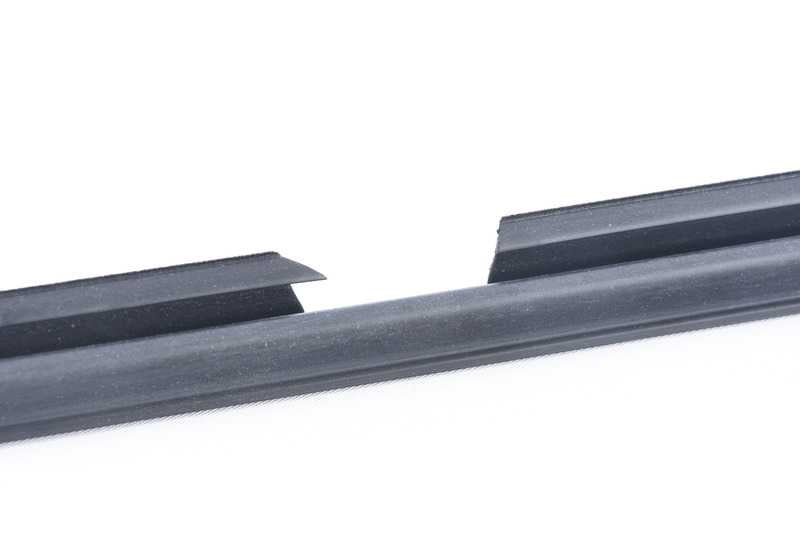 Left outer window sill seal for BMW E39 (OEM 51228189275). Original BMW