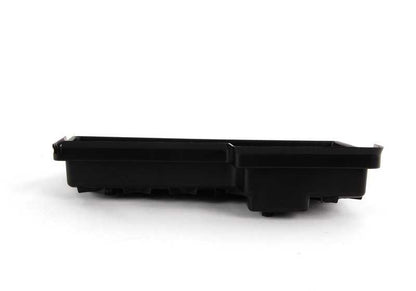 Bandeja lateral izquierda del maletero OEM 51478193797 para BMW E46. Repuesto original BMW.