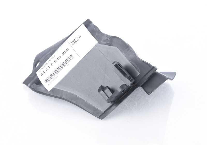 Desagüe de agua derecho OEM 64316940856 para BMW E82, E88, E90, E90N, E91, E91N, E92, E92N, E93, E93N. Original BMW.