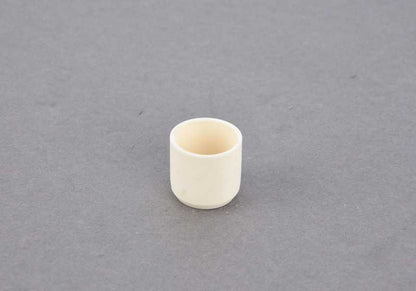 Elemento de fijación blanco OEM 64118391251 para BMW E31, E32, E34. Pieza original BMW.