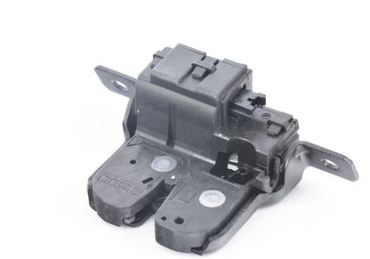 Cierre del maletero OEM 51247304559 para BMW F22, F23, F87. Original BMW.