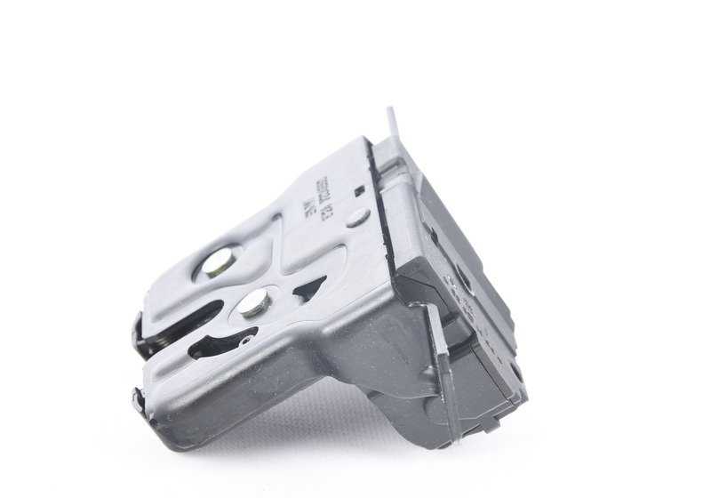 Cierre del maletero OEM 51247304559 para BMW F22, F23, F87. Original BMW.
