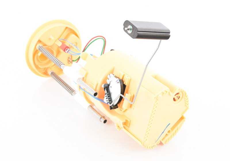 Rechte Versorgungseinheit mit interner Kraftstoffpumpe für BMW F15, F16 (OEM 16117324296). Original BMW