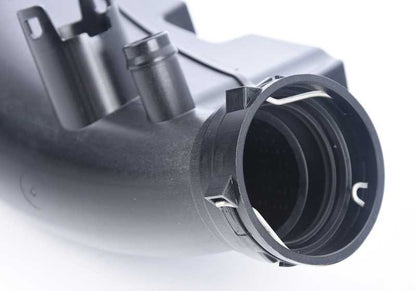 Tubo de admisión de aire OEM 13718663614 para BMW G11, G12, G30, G31, G32, G01, G02, G05, G06. Original BMW.