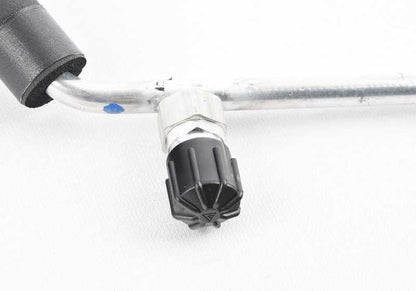 Tubo de pressão OEM de secador duplo 64538390620 para BMW E34, E32. BMW original.