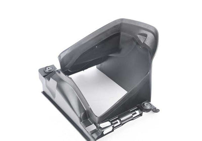 Guía de aire para radiador desplazado derecho OEM 51748061354 para BMW F22, F22N, F23, F23N. Original BMW.