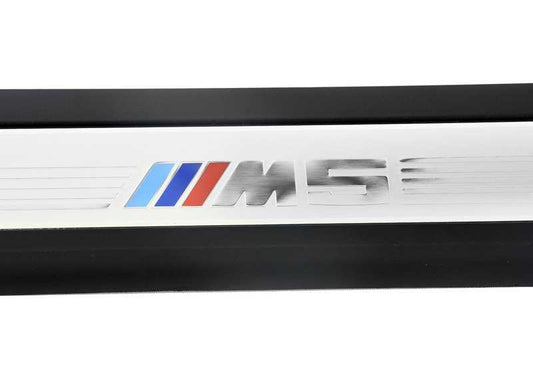 Moldura M estribo trasero izquierdo OEM 51477898818 para BMW Serie 5 E60, E61 M5. Original BMW.