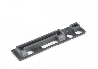 Soporte intermedio derecho para baca de techo OEM 51137126504 para BMW E39. Pieza original BMW.