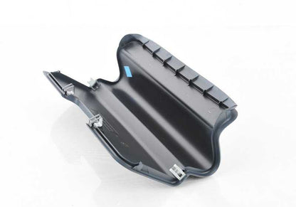 Tapa embellecedora trasera imprimada OEM 51128221586 para BMW E39. Pieza original BMW.