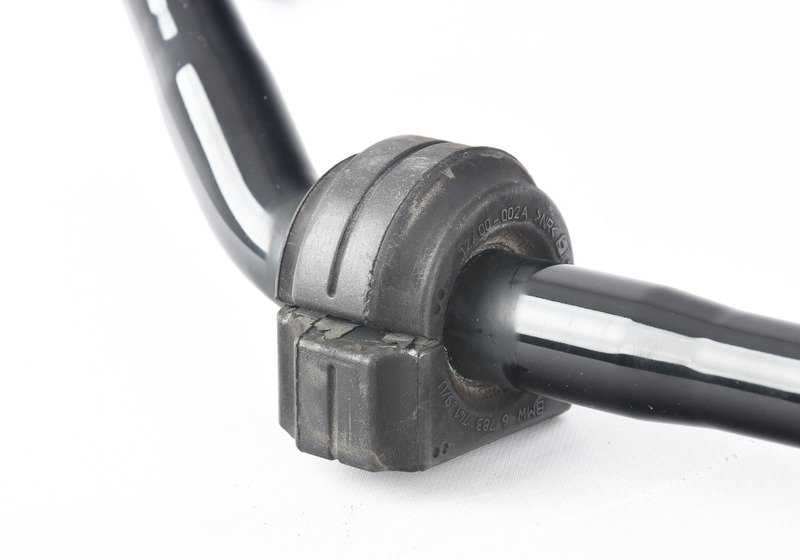 Front stabilizer bar with Silentblocks OEM 31356788627 for BMW F02 (730ld, 730Li, 740Li, 750Li). Original BMW.