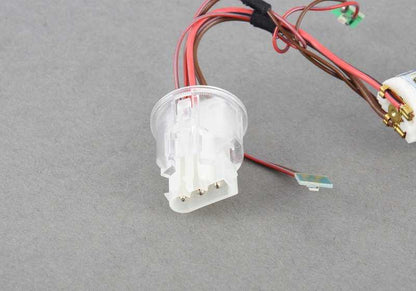 Toma de corriente encendedor con LED para BMW Serie 7 F01, F02, F04, Z4 E89 (OEM 61349192248). Original BMW