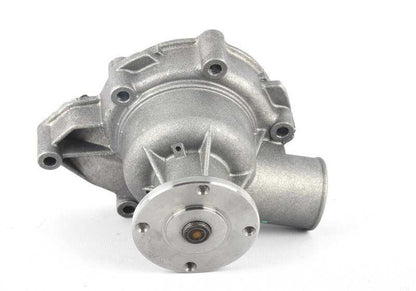 Bomba de agua OEM 11519070756 para BMW Serie 5 E12, Serie 6 E24 y Serie 7 E23. Compatible con modelos clásicos. Repuesto original BMW.