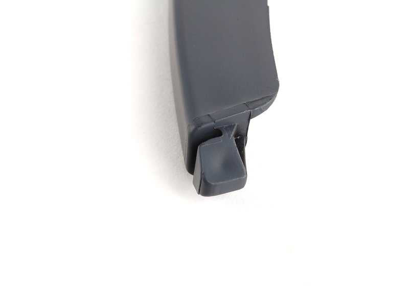 Moldura delantera derecha OEM 51138168810 para BMW E39. Original BMW.