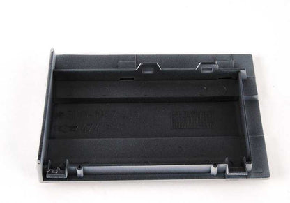 Cubierta derecha OEM 51111967470 para BMW E24. Original BMW.
