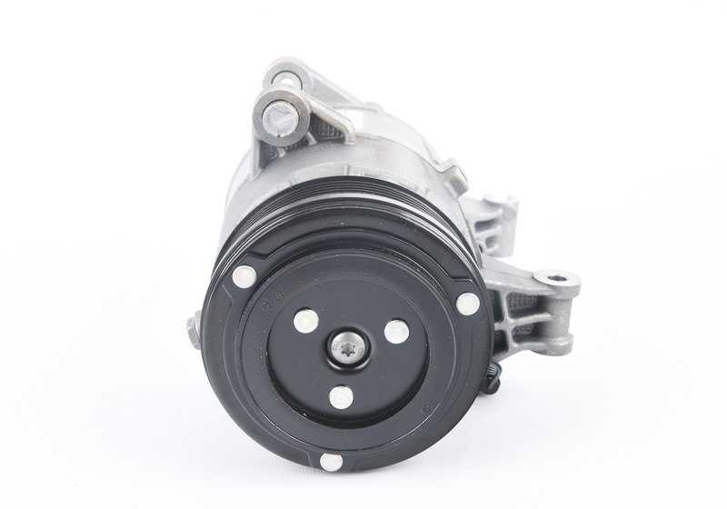 Compresor de aire acondicionado OEM 64526918122 para MINI R50, R52, R53 (años 2000-2008). Repuesto original MINI, ideal para restaurar el sistema de climatización del vehículo.
