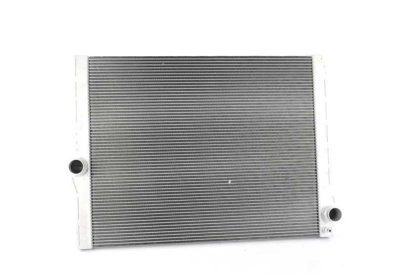 Radiador del Refrigerante para BMW F10, F06, F12, F13 (OEM 17117570095). Original BMW.