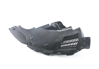 Cubierta paso de rueda delantera izquierda OEM 51718063031 para BMW F87, F87N. Pieza original BMW.