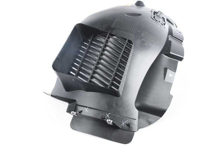 Cubierta paso de rueda delantera izquierda OEM 51718063031 para BMW F87, F87N. Pieza original BMW.