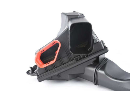 Silenciador de admisión OEM 13717857606 para BMW F87 M2, F80 M3, F82 M4. Original BMW.