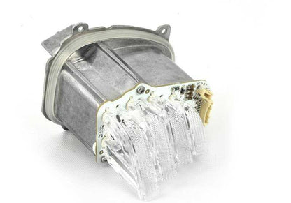 Intermitente LED izquierdo OEM 63117379839 para BMW F80, F32, F33, F36, F82 y F83. Compatible con vehículos Serie 3 y Serie 4. Recambio original BMW.