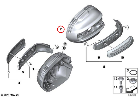 Coppa testata sinistra Option 719 Classic OEM 11127108807 per moto BMW R 12 nineT, R 12 nineT A2, R 12 G/S, R 12. Originale BMW Motorrad.