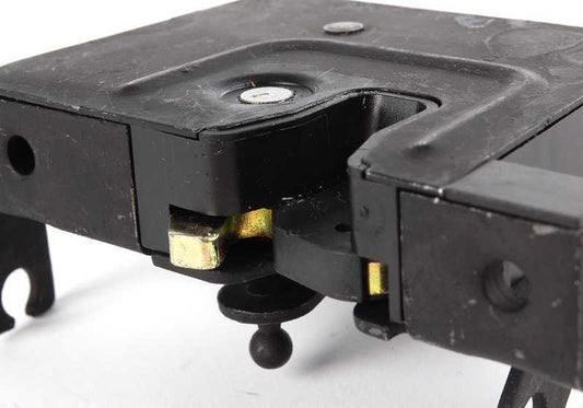 Cierre capó delantero derecho OEM 51238164764 para BMW E38 (725tds, 728i, 730d, 730i). Original BMW.