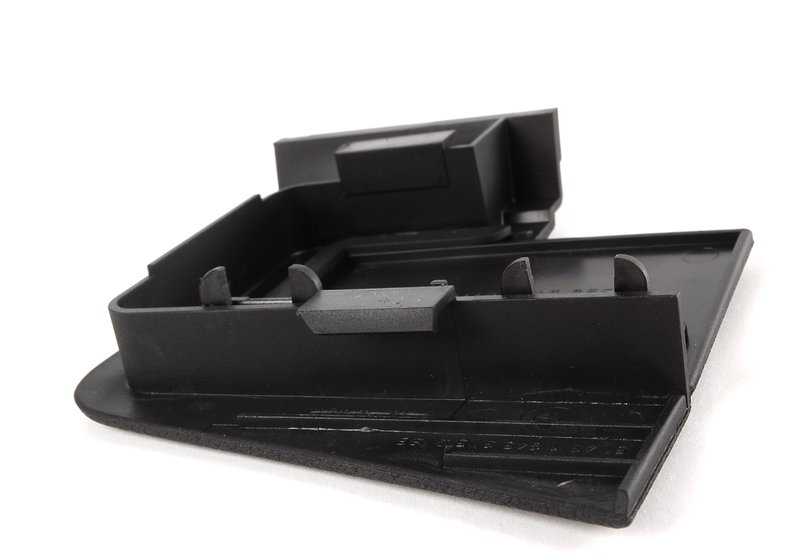 Tapa lateral izquierda OEM 51431945355 para BMW E30. Recambio original BMW. Ideal para cubrir componentes en la zona del maletero o carrocería.