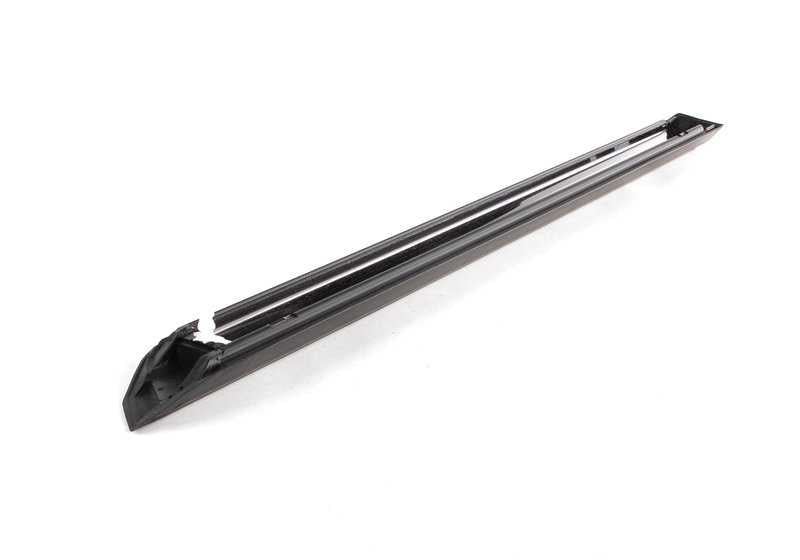 Moldura lateral trasera derecha OEM 51131965106 para BMW E30. Original BMW.