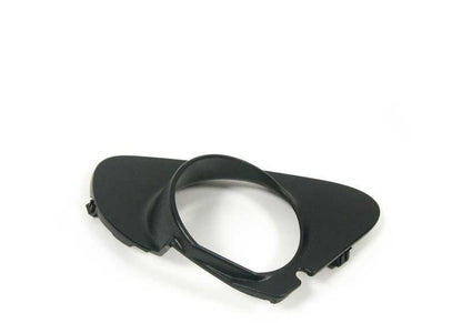Tapa embellecedora antiniebla izquierda OEM 51117055525 para BMW E63, E63N, E64, E64N. Original BMW.