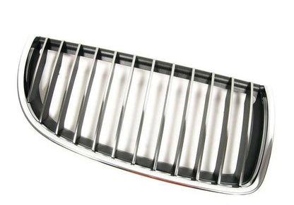 Rejilla de adorno derecho OEM 51137120010 para BMW Serie 3 E90, E91 (2004-2008). Original BMW.