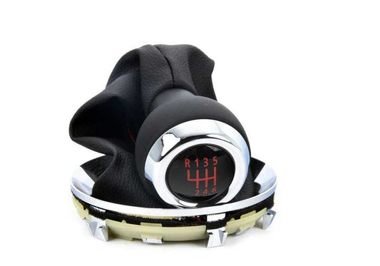 Pomo de cambio de marchas en piel con embellecedor cromado 6 velocidades OEM 25117606376 para MINI R55, R56, R57, R58, R59. Original MINI.