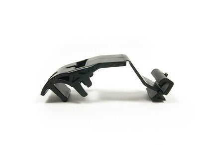 Soporte superior OEM 17111723341 para BMW E36 (316i, 316g, CA modelos) y Z3. Pieza original BMW. Ideal para fijar componentes del sistema de refrigeración. Compatible con modelos del 1990 al 2000.