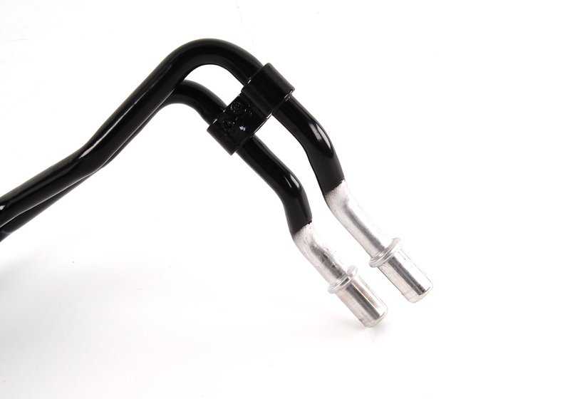 Tubería de dirección asistida OEM 17113422705 para BMW E83 (X3). Original BMW.