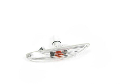 Intermitente lateral blanco derecho OEM 63137165742 para BMW E60, E60N, E61, E61N. Original BMW.