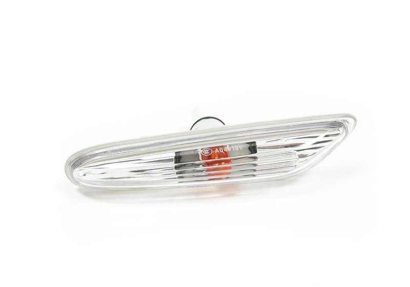 Intermitente lateral blanco derecho OEM 63137165742 para BMW E60, E60N, E61, E61N. Original BMW.