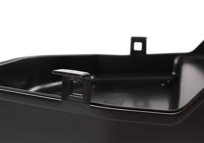 Tapa izquierda OEM 64316925017 para BMW Serie 1 E81, E82, E87, E87N, E88 y Serie 3 E90, E90N, E91, E91N, E92, E92N, E93, E93N, X1 E84. Original BMW.