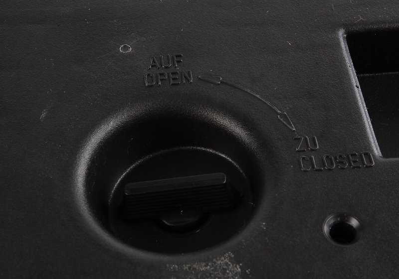 Porta bombillas trasero derecho OEM 63218363566 para BMW E39 (Serie 5). Pieza original BMW.