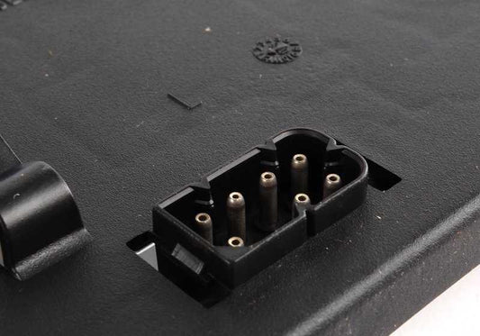 Suporte de lâmpada esquerdo para BMW E39 (OEM 63218363565). BMW originais.