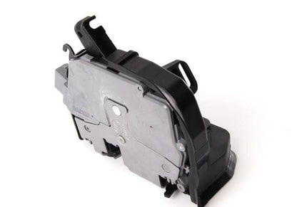 Cerradura puerta trasera derecha OEM 51228402602 para BMW X5 (E53) 3.0d, 3.0i... y más. Original BMW.
