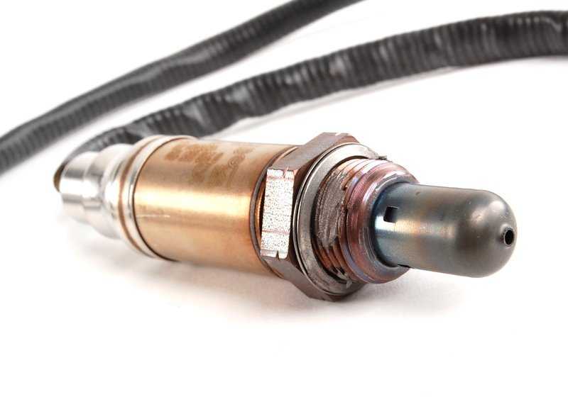 Sonda lambda OEM 11781433940 para BMW E36, E46, E39, E60, E61, E38, E65, E66, E83, E53, Z3, E85. Sensor original BMW para control de gases y rendimiento del motor. Longitud cable 990mm.