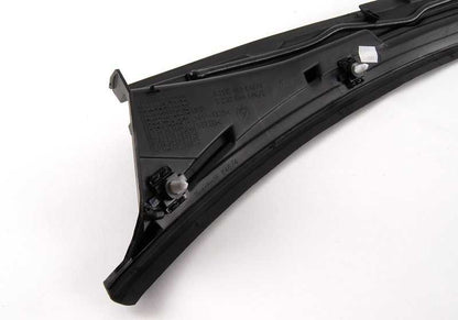 Recubrimiento faldón delantero OEM 51718208483 para BMW E46 316i, 318i (1998-2004). Original BMW.