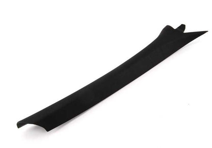 Cubierta embellecedora derecha del parabrisas OEM 51438132670 para BMW E36. Original BMW.
