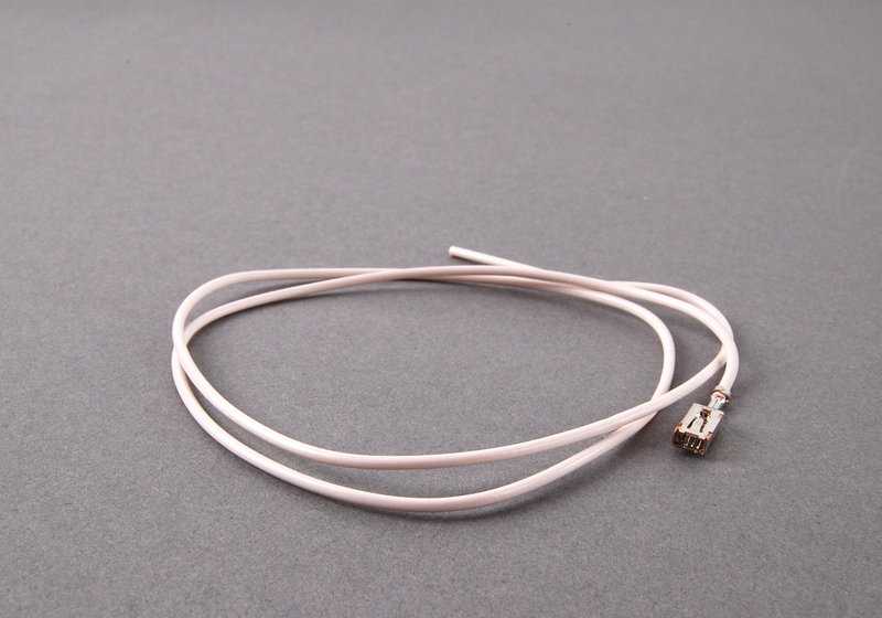 SLK 2.8 Pin Contact with Cable for BMW E81, E82, E87, F20, F21, F52 1 Series, F22, 3 Series E46, E90, F30 (OEM 12520007168). Original BMW