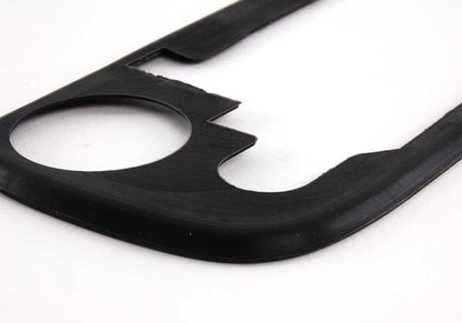 Junta izquierda OEM 51211970855 para BMW Serie 8 E31 (modelos 840i y 840Ci con motores M60 y M62). Compatible con versiones manuales y automáticas. Original BMW.