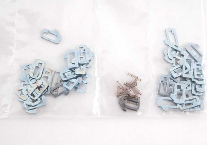 Kit de reparación cilindro cerradura puerta derecha OEM 51218203100 para BMW E34, E36, Z3. Original BMW.