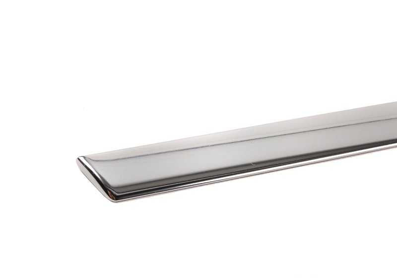 Embellecedor cromado ventanilla trasera izquierda OEM 51377162571 para BMW E92 (316i, 318i, 320d). Original BMW.