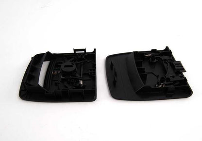 Asa del suelo maletero OEM 51476958161 para BMW E61, E70, E71. Pieza original BMW para facilitar el acceso al compartimento del maletero. Color antracita. Repuesto original BMW.