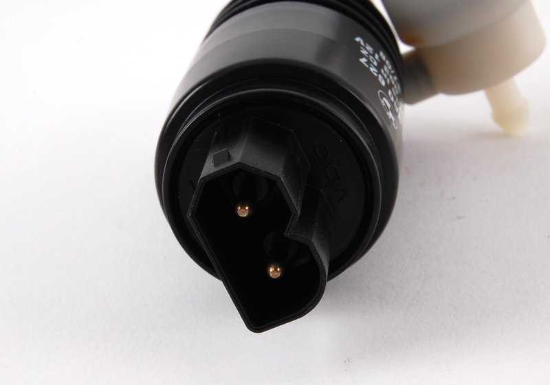 Headlight washer duo pump OEM 67128360627 for BMW 3 Series E36 (316i, 318i) 1991-1999. Genuine BMW.