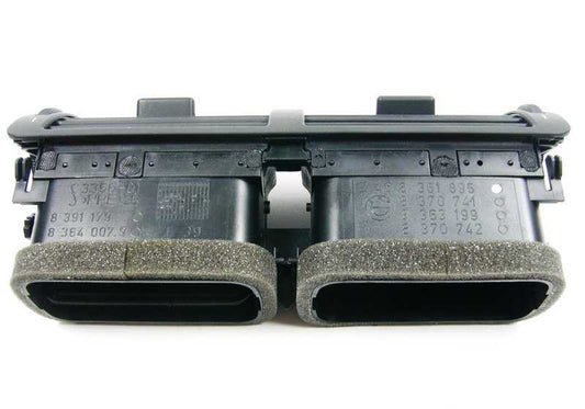 Rejilla de ventilación central (OEM 64228361895) para BMW E46. Original BMW.